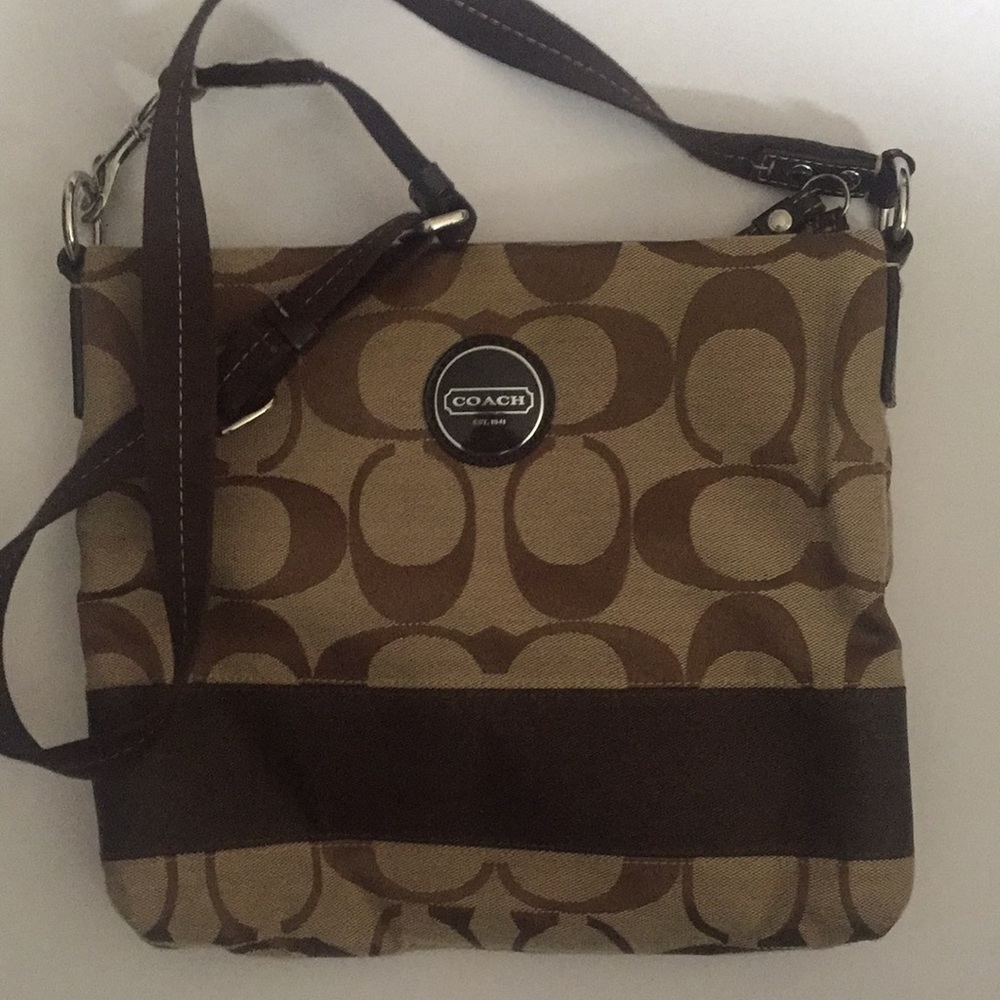 Coach Signature C Brown Tan Crossbody File Bag Purse Gem